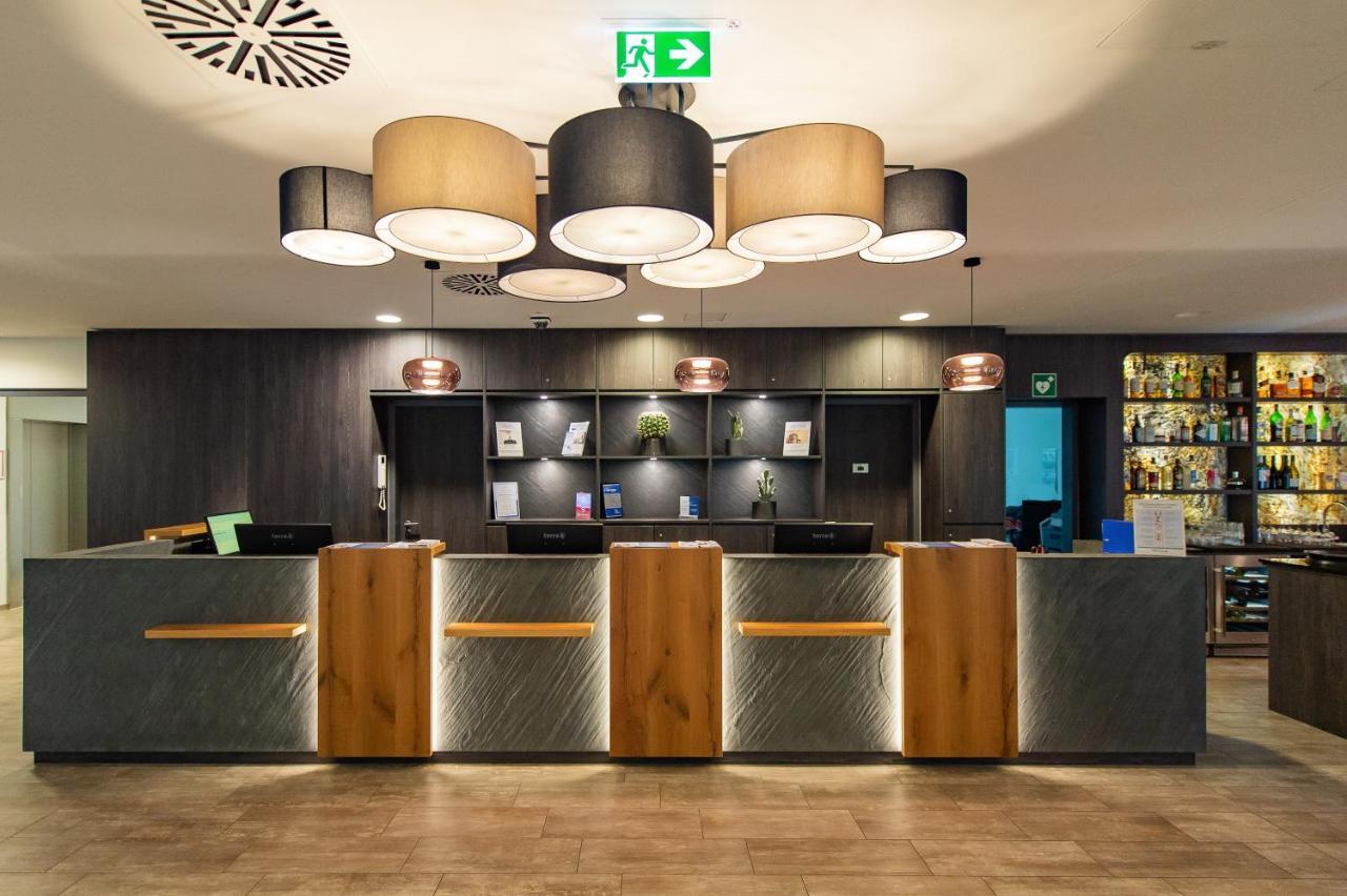 Western Hotel 3*