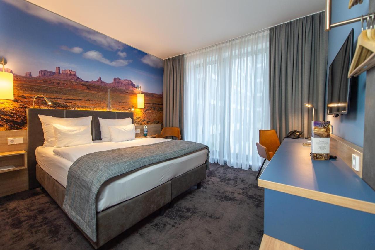 Western Hotel 3*